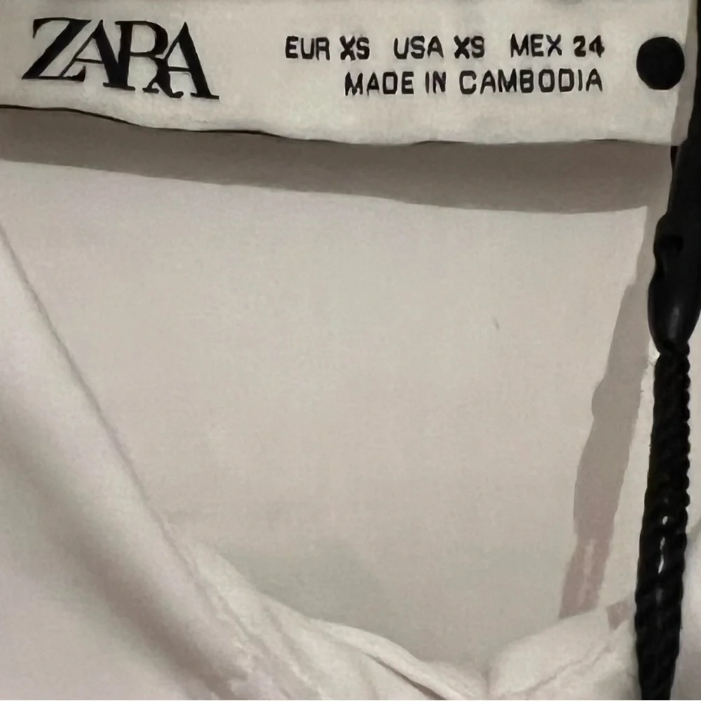 NWT Zara Poplin White Short Sleeve Button Up Shirt Size XSmall - Picture 5 of 6